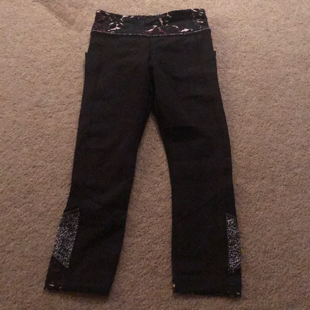 BRAND NEW LULULEMON LEGGINGS